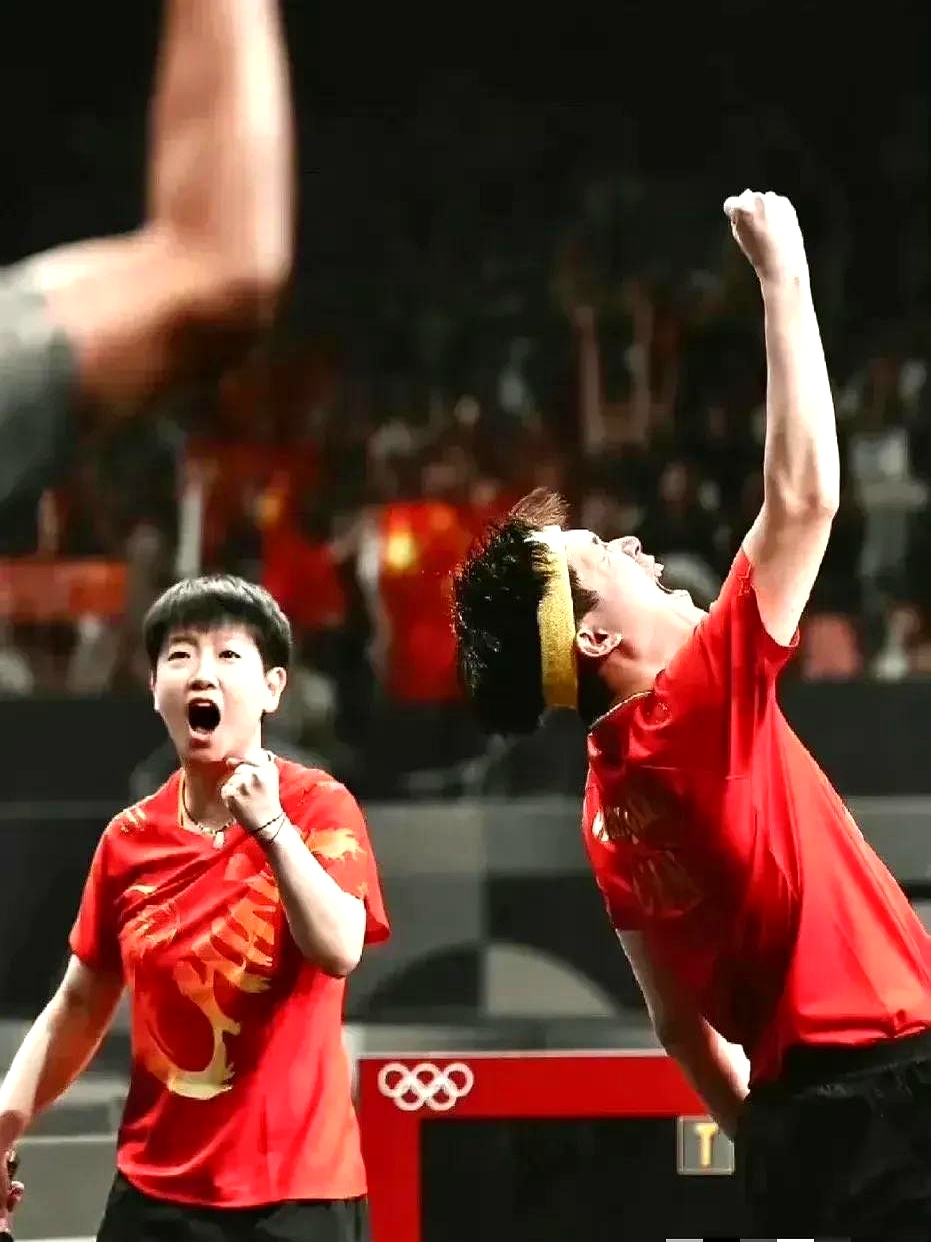 “国际乒乓球赛：男女混合双打赛制引发热议！”