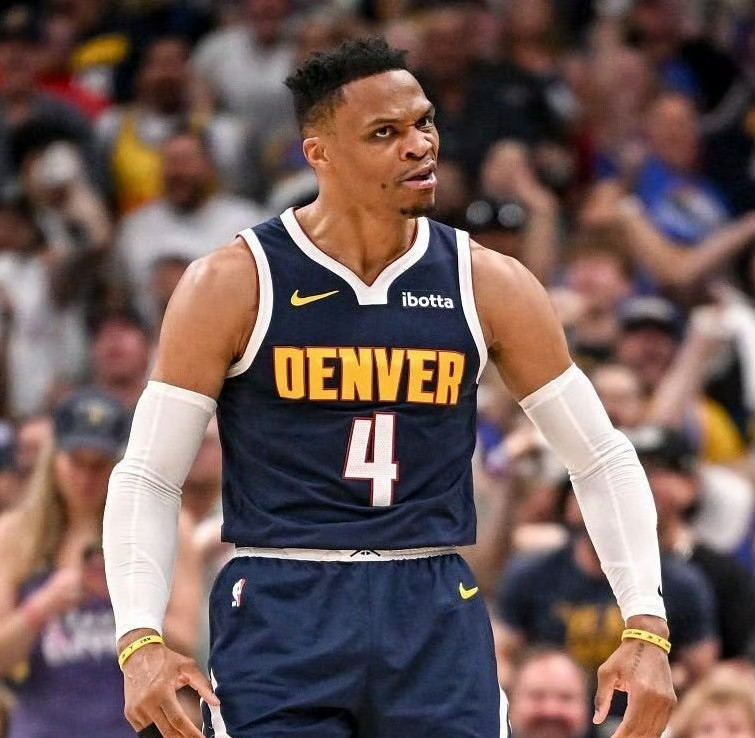 威少首发/替补表现对比分析