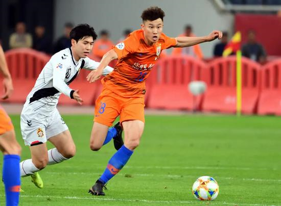 运动员退役转型,从赛场到商界成功案例 运动员退役转型,从赛场到商界成功案例